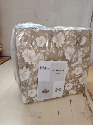 Set 6 Cuscini con volant