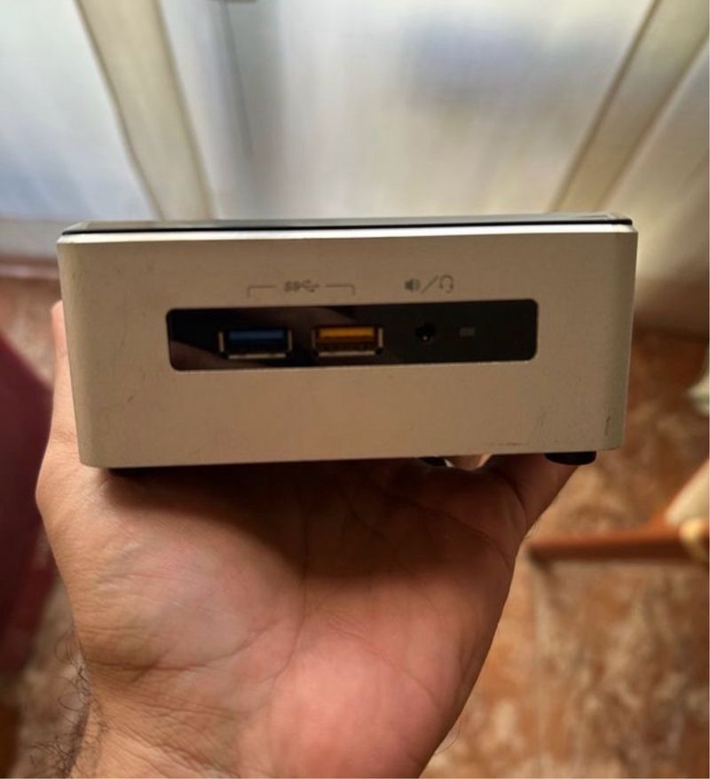 Intel NUC i5 6500 Plata