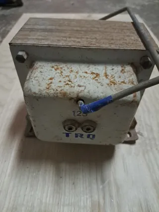 Transformador 125-220V