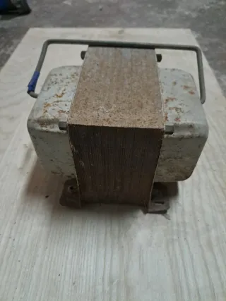 Transformador 125-220V