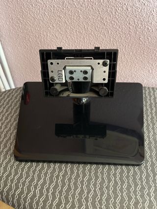 Televisión LG plana 32 pulgadas con Soporte