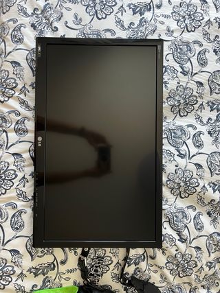 Televisión LG plana 32 pulgadas con Soporte