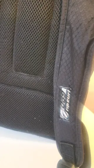Mochila Rip Curl Negra y Gris