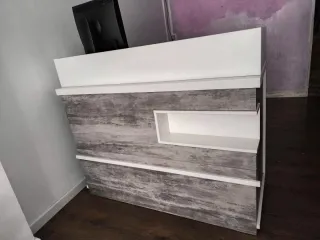 Mostrador para tienda moderno