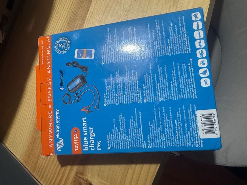 Cargador Victron Energy Blue Smart IP65