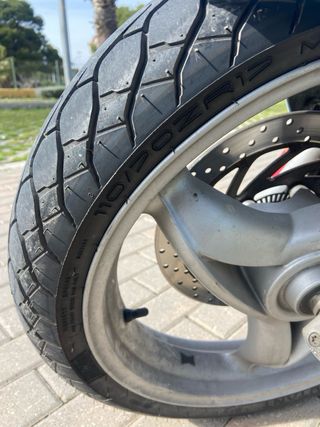 BMW 650 CS Scarver Moto