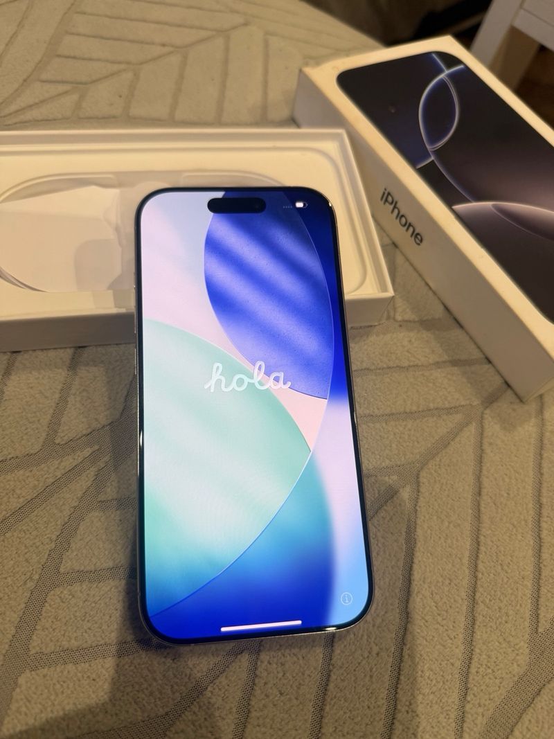 iPhone 16 Pro 96% (impecable) afbeelding 2