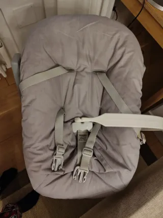 Adaptador bebé para trona Stokke