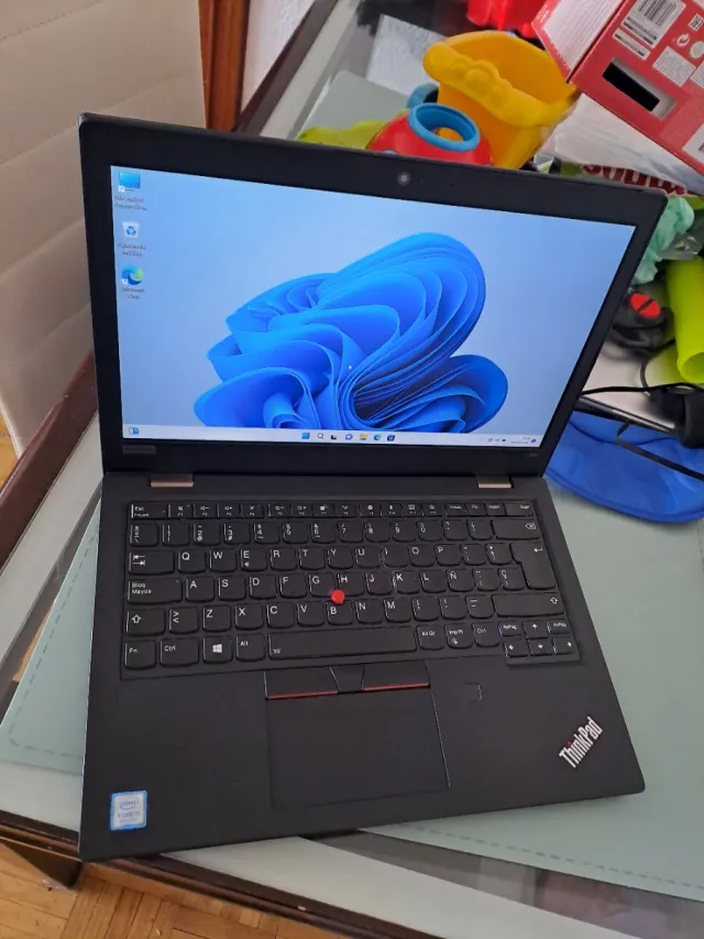 Lenovo ThinkPad i5