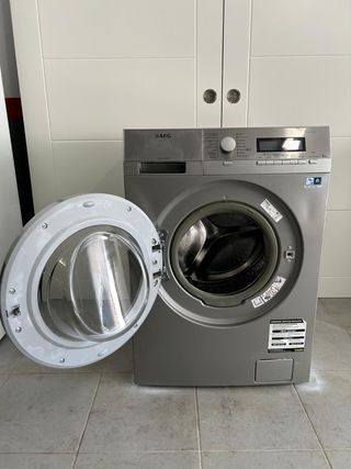 Lavadora AEG 8kg Inox
