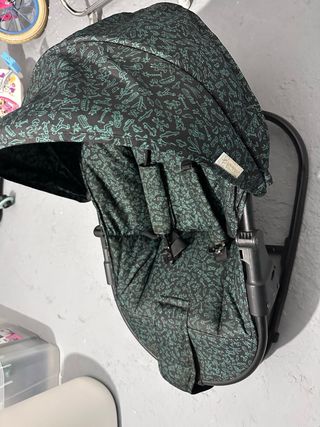 Mecedora para bebé con estampado