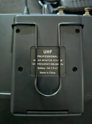 Sistema Inalámbrico In-Ear EYK Profesional