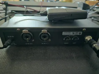 Sistema Inalámbrico In-Ear EYK Profesional