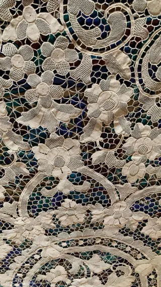 Tovaglia tonda Burano + 12 tovaglioli