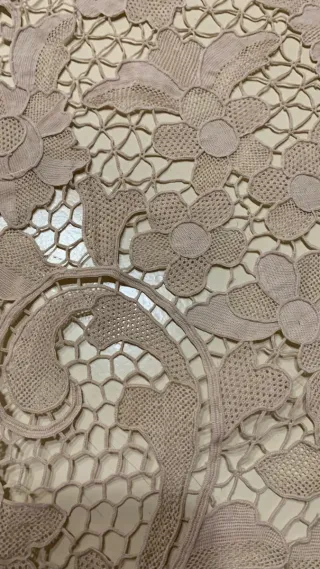 Tovaglia tonda Burano + 12 tovaglioli