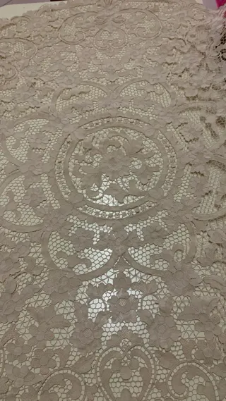 Tovaglia tonda Burano + 12 tovaglioli