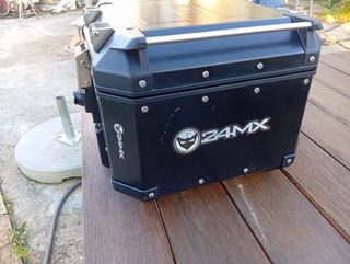 Maletero Givi Trekker Outback 45L Aluminio Negro