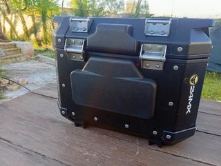 Maletero Givi Trekker Outback 45L Aluminio Negro