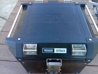 Maletero Givi Trekker Outback 45L Aluminio Negro