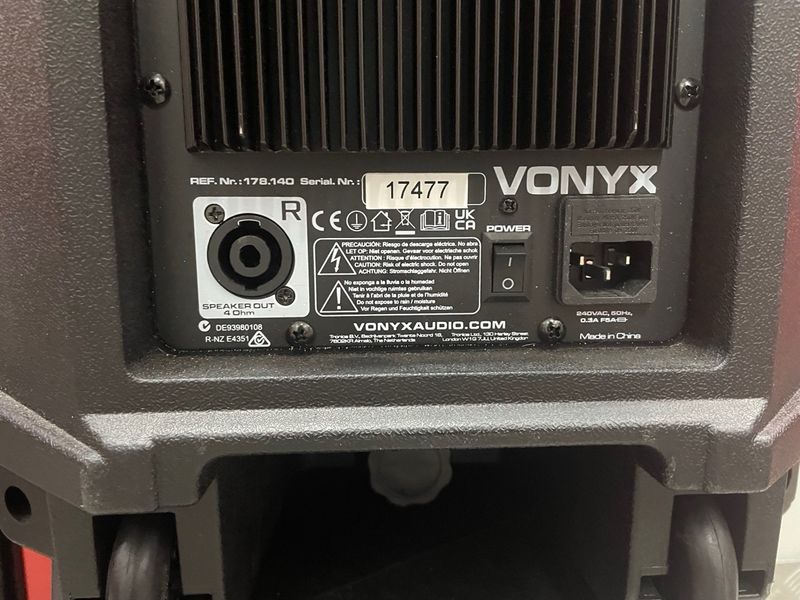 Altavoz VONYX y trípode negro afbeelding 3