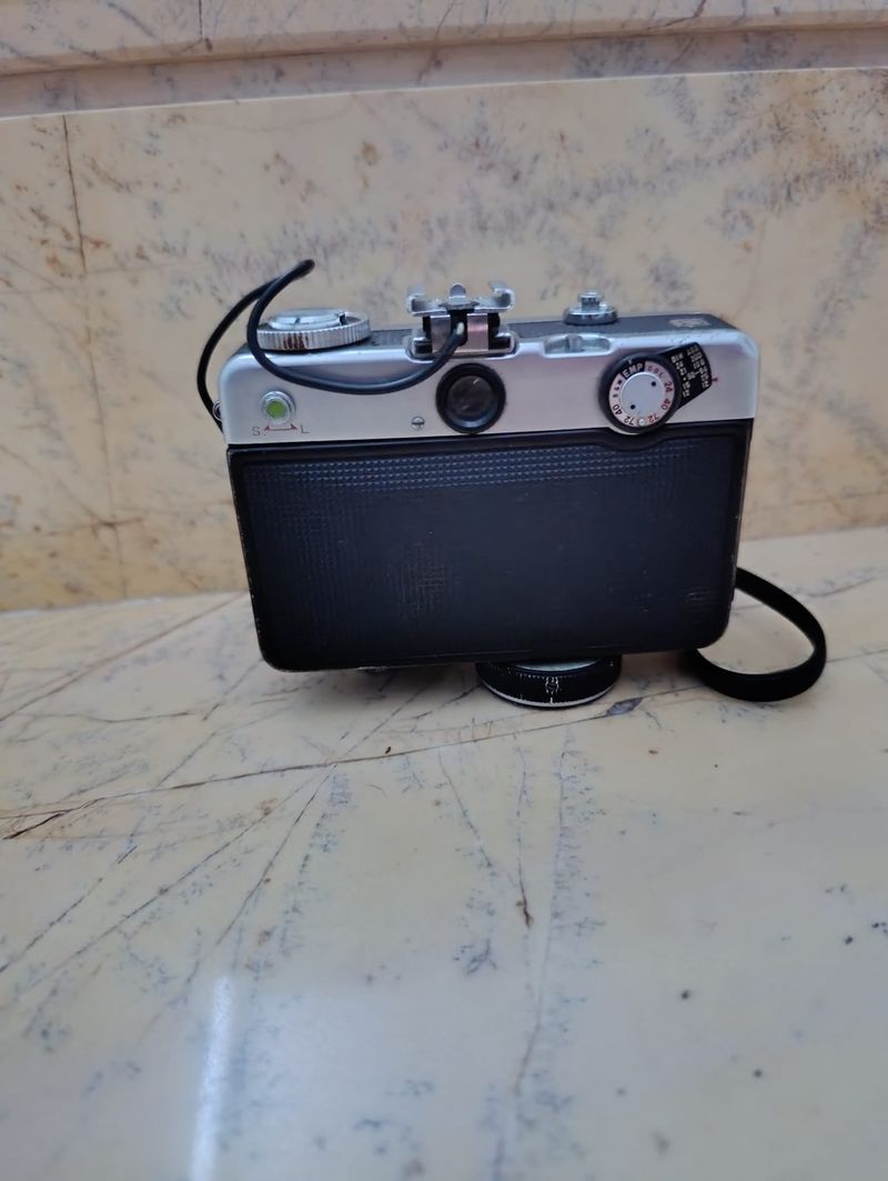 Cámara de fotos FUJICA DRIVE 1964 afbeelding 2