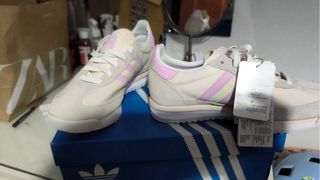 Zapatillas Adidas SL 72 Mujer Talla 37.5 SIN USO