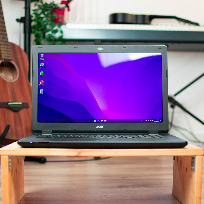 Portátil Acer 17", SSD 256GB, W11
