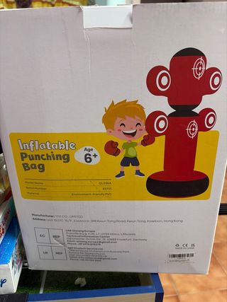 Saco de boxeo hinchable para niños.