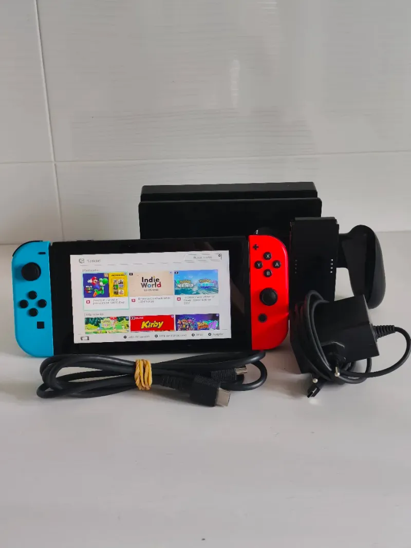 Consola Nintendo Switch V1 Azul/Rojo
