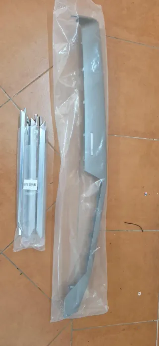 Embellecedor Audi A3 8Y