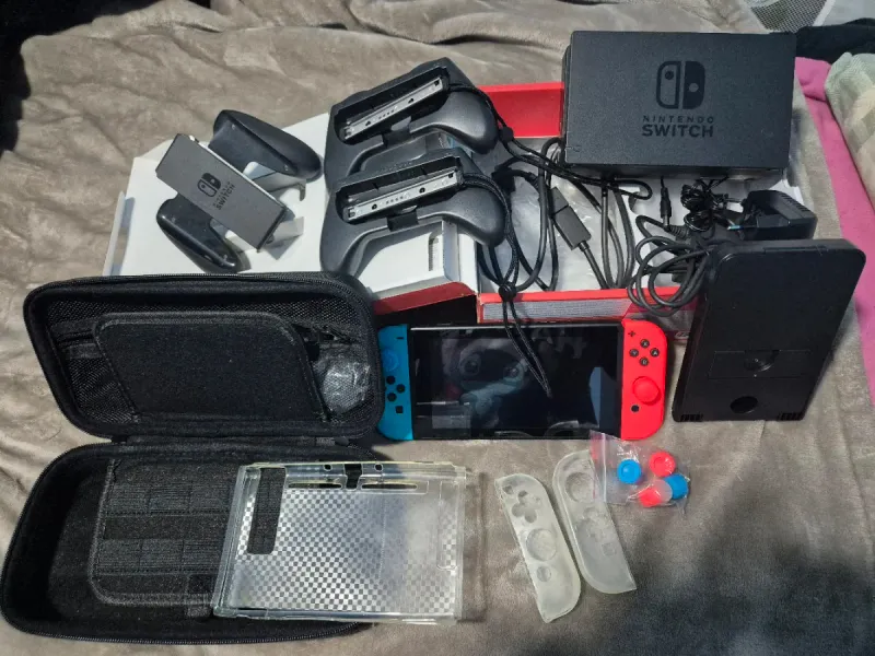 Nintendo Switch Completa Roja/Azul