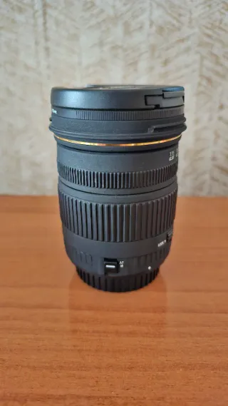 Objetivo Sigma 18-50mm f/2.8 EX para Canon