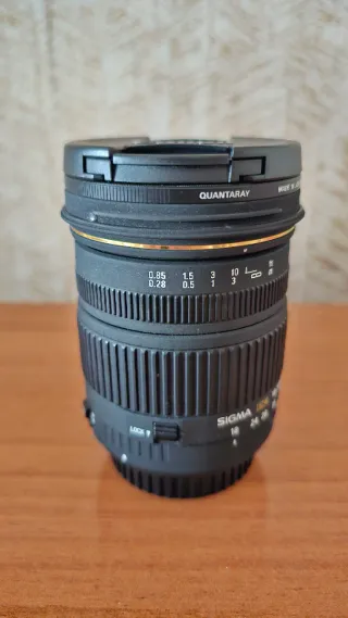 Objetivo Sigma 18-50mm f/2.8 EX para Canon