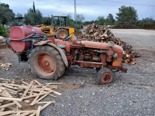 Tractor antiguo