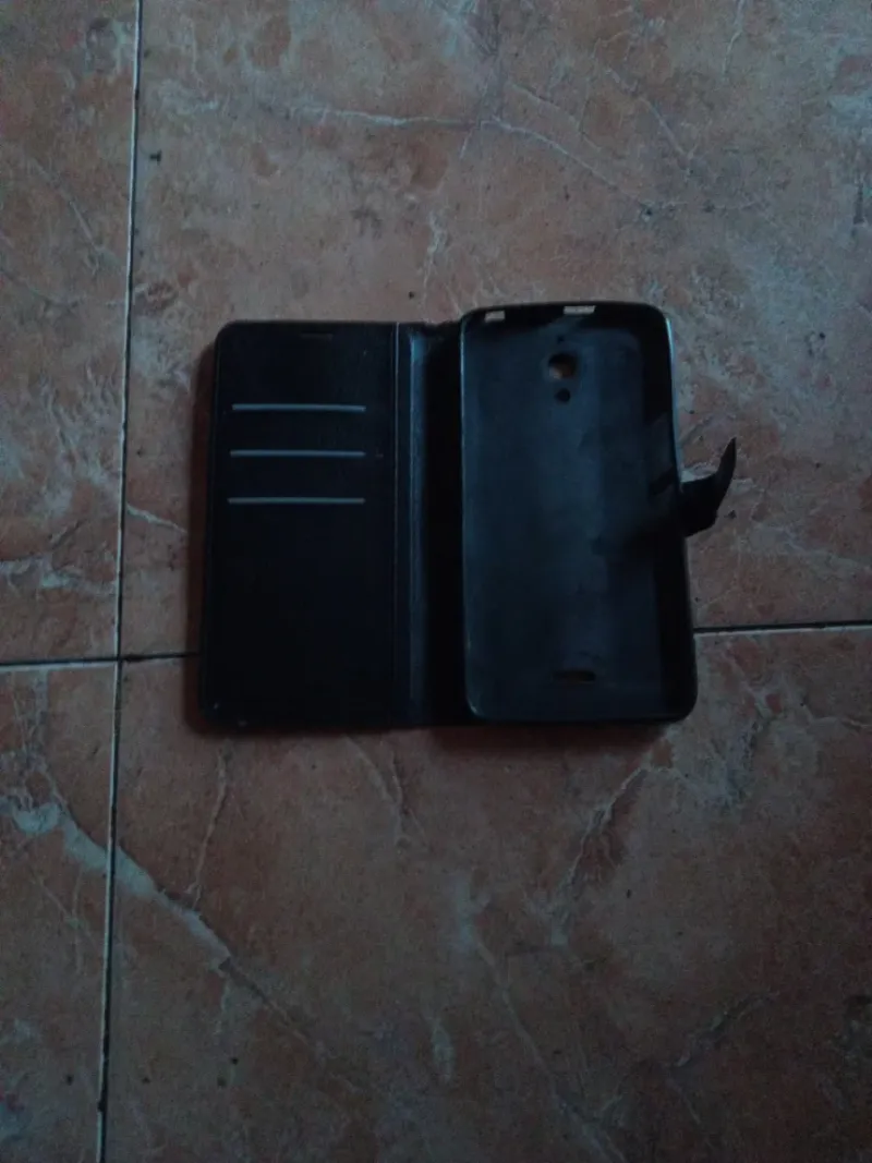 Funda libro para móvil