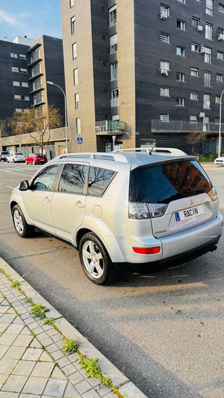 Mitsubishi Outlander 2007