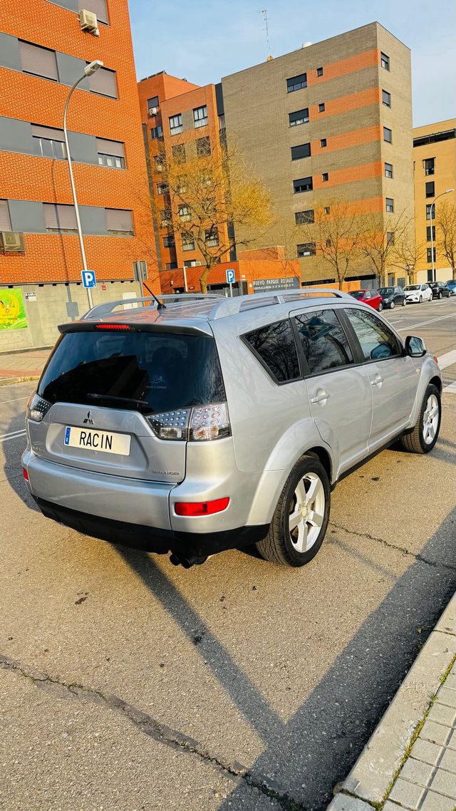 Mitsubishi Outlander 2007