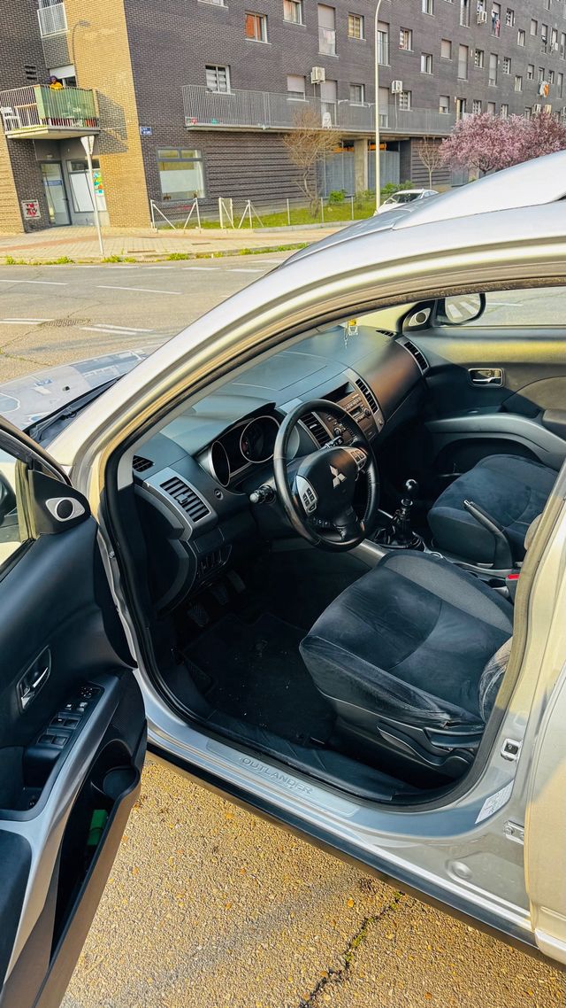 Mitsubishi Outlander 2007