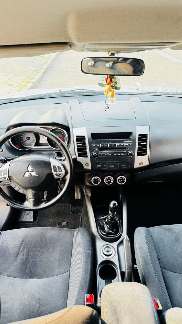 Mitsubishi Outlander 2007