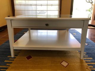 Mesa de centro de cristal y madera