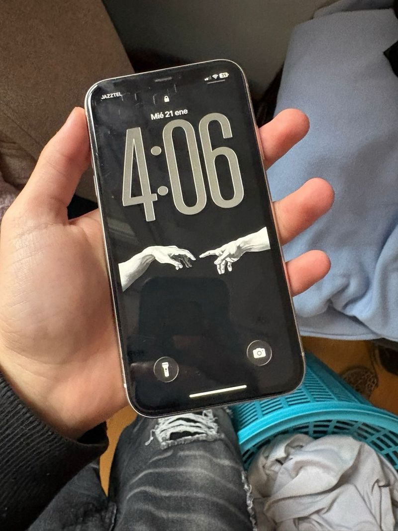 iPhone 11 Plata afbeelding 7