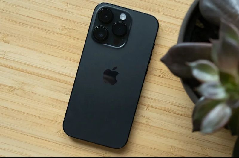 iPhone 14 Pro 256GB Negro