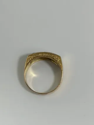 Sortija oro amarillo con zafiros y diamantes