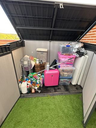 Caseta de jardín de plástico