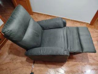 Sillón relax gris tela