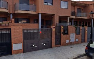 Chalet en venta en Los Robles en Seseña
