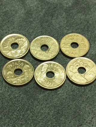 8 Monedas 25 Pesetas España