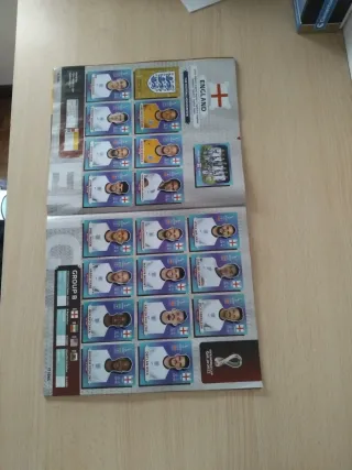 Álbum Mundial Qatar 2022 Panini Casi Completo