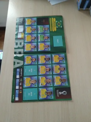 Álbum Mundial Qatar 2022 Panini Casi Completo