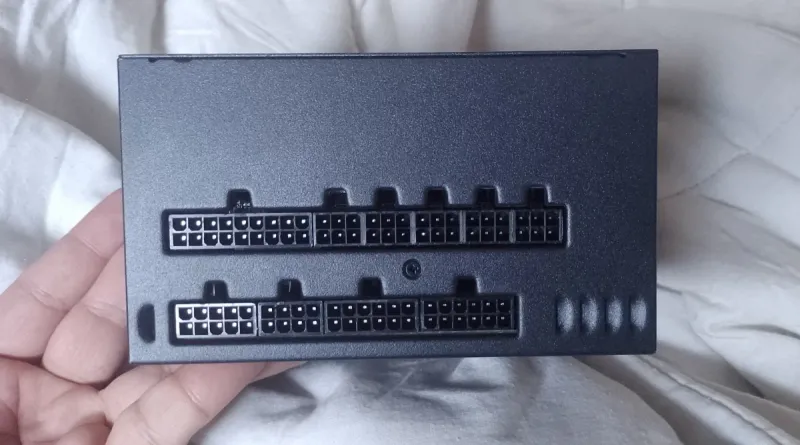 Fuente Corsair AX750 80 Plus Gold afbeelding 2